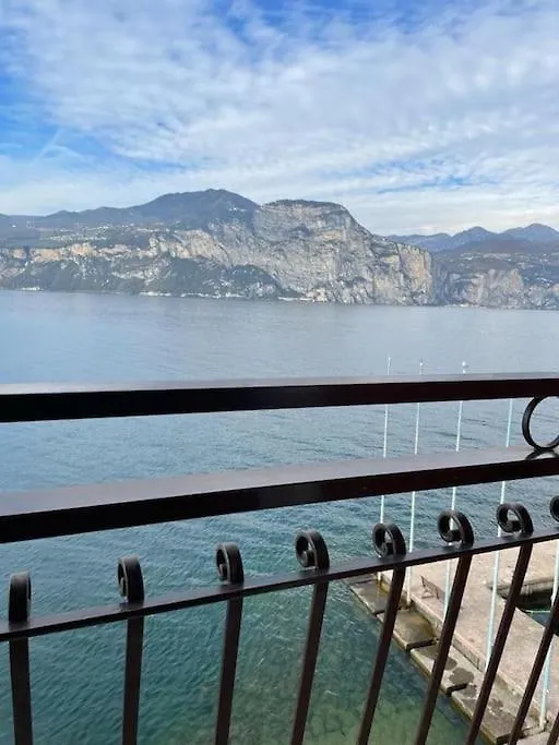 Διαμέρισμα Dolce Vita Lake View Brenzone sul Garda